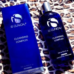 iS Clinical Cleansing Complex